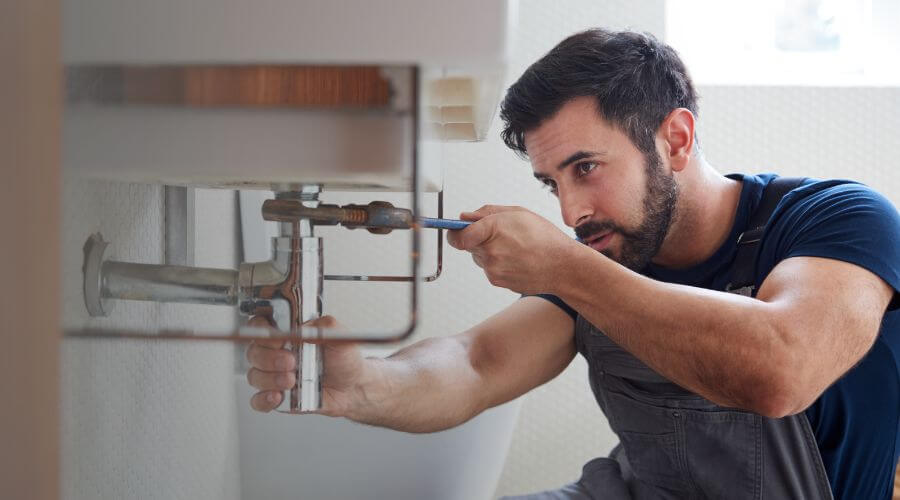 Professional water heater repair in Fairfield, ND